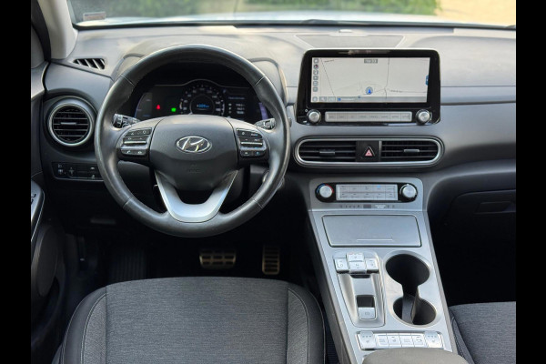 Hyundai Kona EV Comfort 39 kWh | Navi, Camera, Stoel+Stuurverw., Cruise, Climate | Dealeronderhouden |