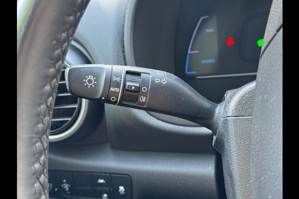 Hyundai Kona EV Comfort 39 kWh | Navi, Camera, Stoel+Stuurverw., Cruise, Climate | Dealeronderhouden |