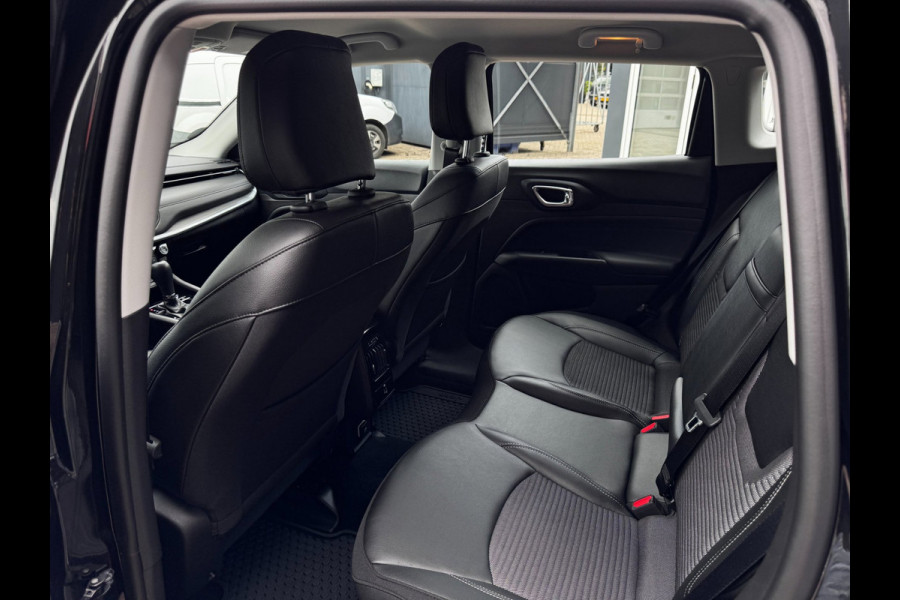 Jeep Compass 1.5T e-Hybrid Longitude | 360 Camera | Navi By App | All-Season banden | Winter Pack | Climate Control
