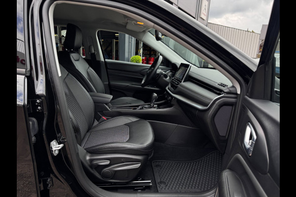 Jeep Compass 1.5T e-Hybrid Longitude | 360 Camera | Navi By App | All-Season banden | Winter Pack | Climate Control