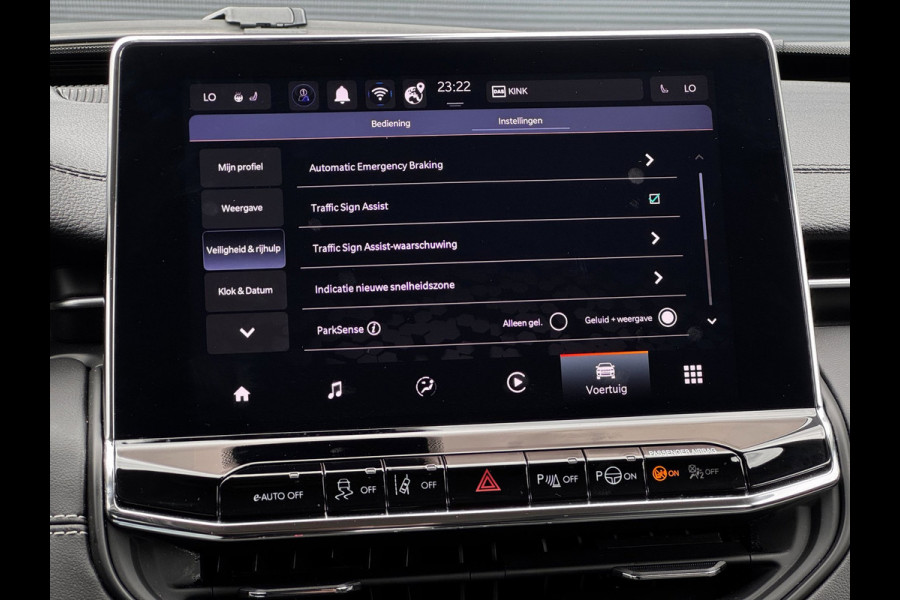 Jeep Compass 1.5T e-Hybrid Longitude | 360 Camera | Navi By App | All-Season banden | Winter Pack | Climate Control