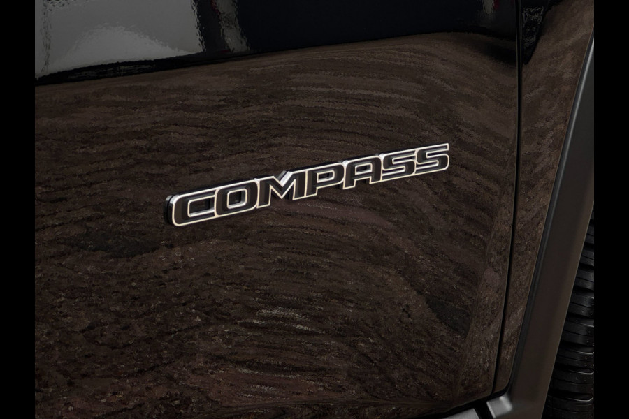 Jeep Compass 1.5T e-Hybrid Longitude | 360 Camera | Navi By App | All-Season banden | Winter Pack | Climate Control