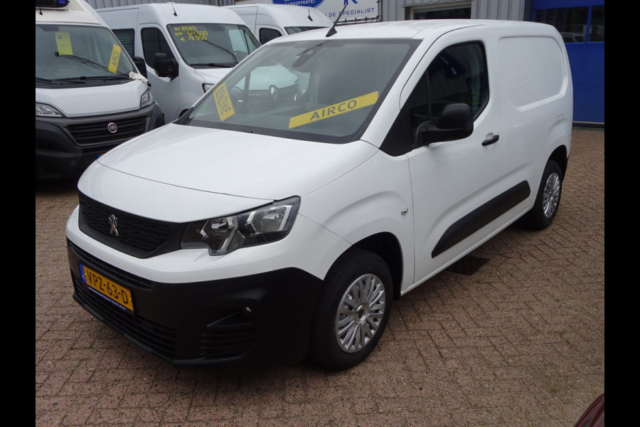 Peugeot Partner 1.2 PureTech Pro BENZINE AIRCO NAVI CRUISE CONTROL PDC SCHUIFDEUR