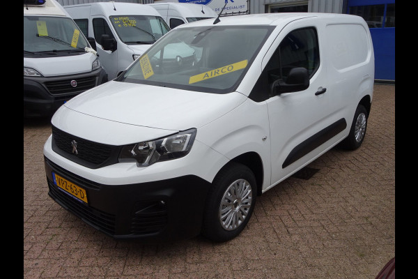 Peugeot Partner 1.2 PureTech Pro BENZINE AIRCO NAVI CRUISE CONTROL PDC SCHUIFDEUR