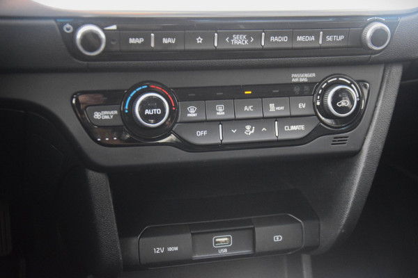 Kia e-Niro DynamicPlusLine 64 kWh OPENDAK/WARMTEPOMP/STOELVERWARMING