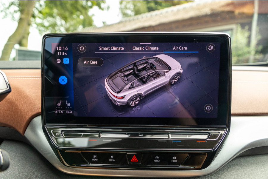 Volkswagen ID.4 Tech 77 kWh Soh 89% I Trekhaak I IQ Light I Panoramadak I Luxe interieur I ergoActive I Adaptive Cruise I BTW