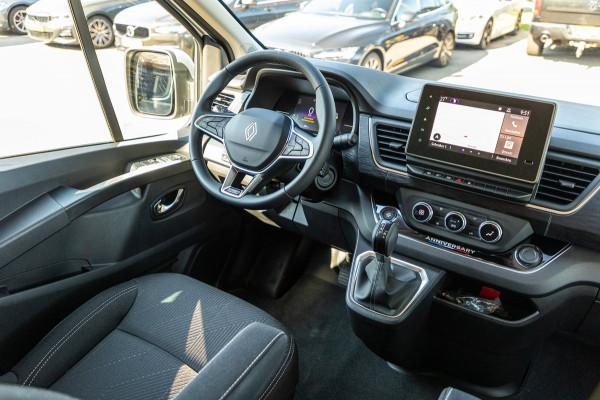 Renault Trafic 2.0 Blue dCi EDC 170 T29 L2H1 Extra Dubbele Cabine I Automaat I 19 Inch I Spoilerset I Trekhaak I Camera I Nieuw