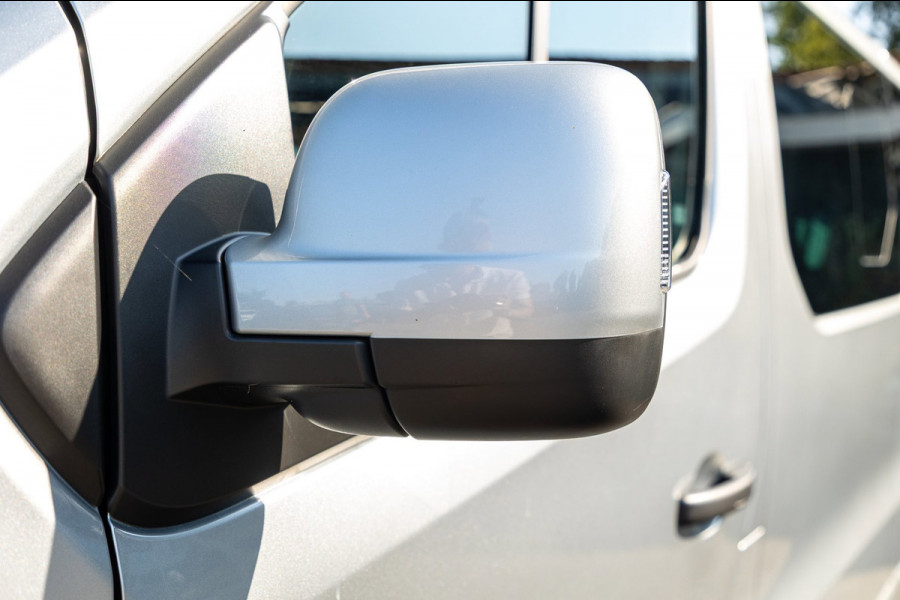 Renault Trafic 2.0 Blue dCi EDC 170 T29 L2H1 Extra Dubbele Cabine I Automaat I 19 Inch I Spoilerset I Trekhaak I Camera I Nieuw