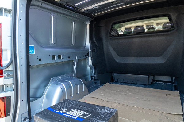 Renault Trafic 2.0 Blue dCi EDC 170 T29 L2H1 Extra Dubbele Cabine I Automaat I 19 Inch I Spoilerset I Trekhaak I Camera I Nieuw