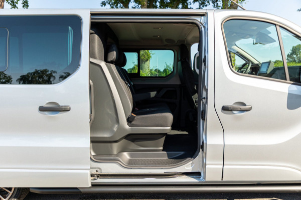 Renault Trafic 2.0 Blue dCi EDC 170 T29 L2H1 Extra Dubbele Cabine I Automaat I 19 Inch I Spoilerset I Trekhaak I Camera I Nieuw