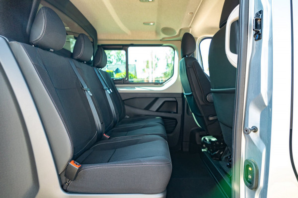 Renault Trafic 2.0 Blue dCi EDC 170 T29 L2H1 Extra Dubbele Cabine I Automaat I 19 Inch I Spoilerset I Trekhaak I Camera I Nieuw