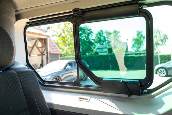 Renault Trafic 2.0 Blue dCi EDC 170 T29 L2H1 Extra Dubbele Cabine I Automaat I 19 Inch I Spoilerset I Trekhaak I Camera I Nieuw