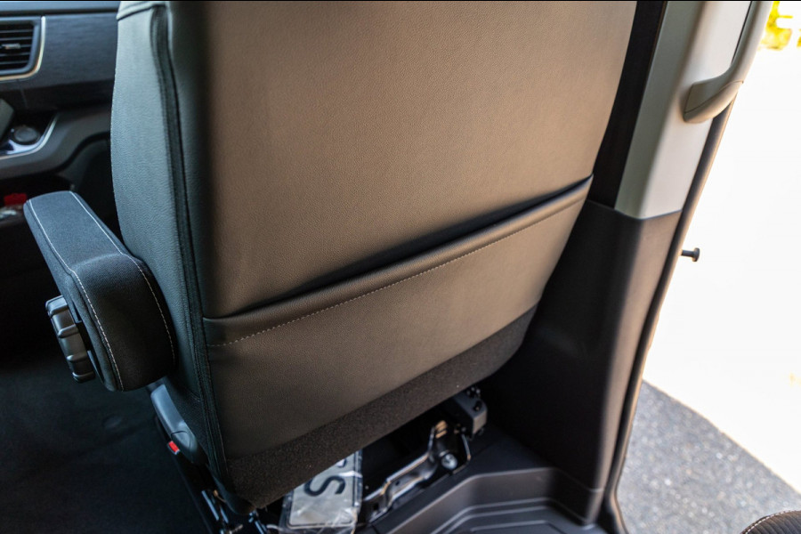 Renault Trafic 2.0 Blue dCi EDC 170 T29 L2H1 Extra Dubbele Cabine I Automaat I 19 Inch I Spoilerset I Trekhaak I Camera I Nieuw