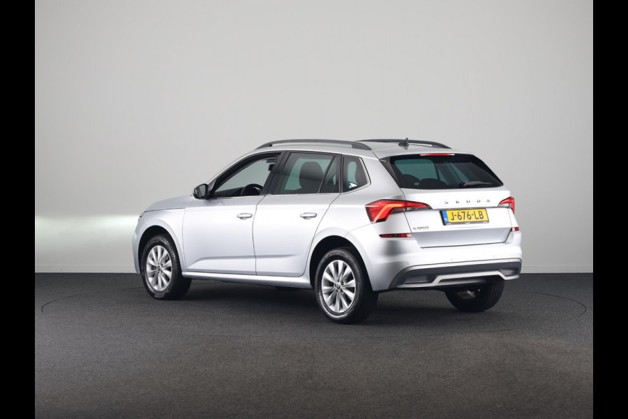 Škoda Kamiq 1.0 TSI Ambition 110pk | Navigatie via App |  Cruise control | LED koplampen | Apple Carplay/Android Auto | Lichtmetalen velgen 16 inch | Parkeersensoren achter | Cruise controle