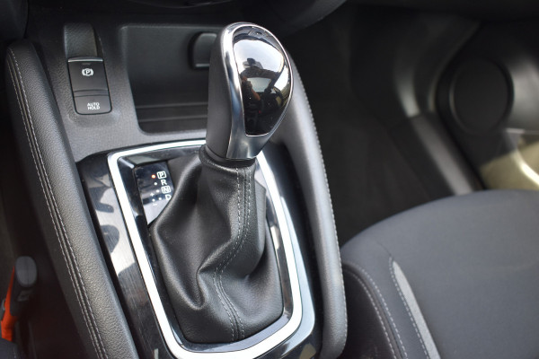Nissan QASHQAI 1.3 DIG-T Acenta Trekhaak Panodak automaat Camera