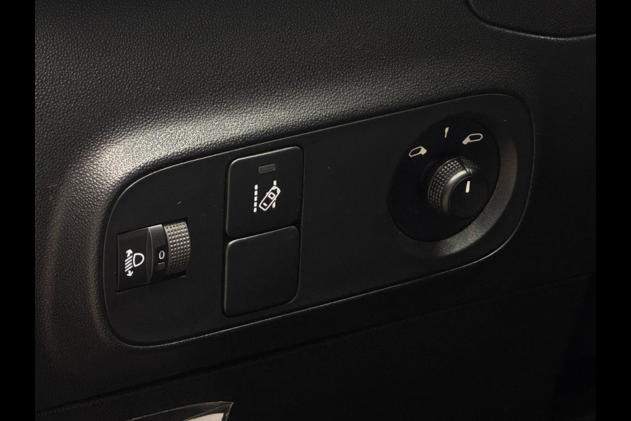 Citroën C3 1.2 PureTech S&S Shine | 110 PK | Distributieriem vervangen | NL-Auto | All-Season banden | Camera | Navigatie