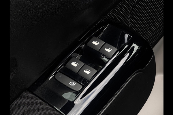 Citroën C3 1.2 PureTech S&S Shine | 110 PK | Distributieriem vervangen | NL-Auto | All-Season banden | Camera | Navigatie