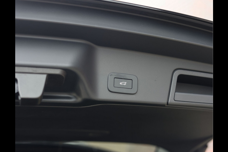 Land Rover Range Rover Evoque P300e Dynamic HSE