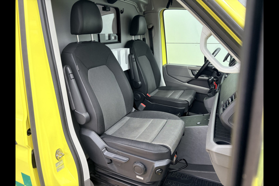 Volkswagen Crafter 2.0 TDI 177PK Ambulance L3H3 Automaat ACC Climate Control Stroompunten Laadruimte Parkeersensoren