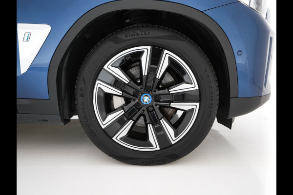 BMW iX3 Executive 80 kWh [3-Fase-11kW ] {SoH-98%} (INCL-BTW) Aut. *PANO | LEATHER | ADAPTIVE-CRUISE | FULL-LED | MEMORY-PACK | BLIND-SPOT |  DIGI-COCKPIT | HEATED-COMFORTSEATS | KEYLESS | CAMERA | DAB+ | 19''ALU*