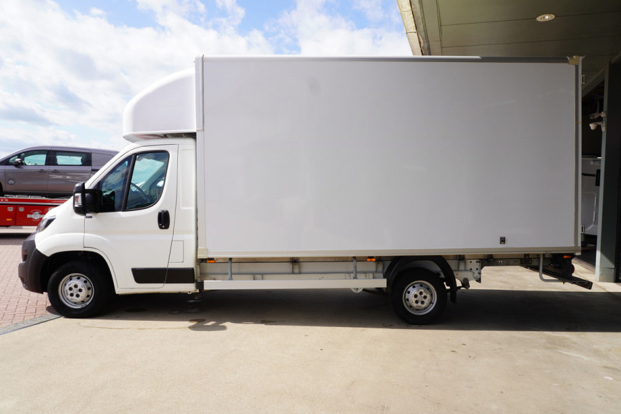 Peugeot Boxer 335 2.0 BlueHDI 131PK L3 Pro Meubelbak Airco | Camera | Navi | achterdeuren