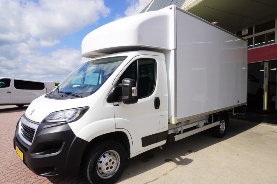 Peugeot Boxer 335 2.0 BlueHDI 131PK L3 Pro Meubelbak Airco | Camera | Navi | achterdeuren