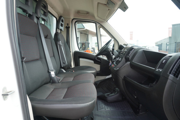 Peugeot Boxer 335 2.0 BlueHDI 131PK L3 Pro Meubelbak Airco | Camera | Navi | achterdeuren