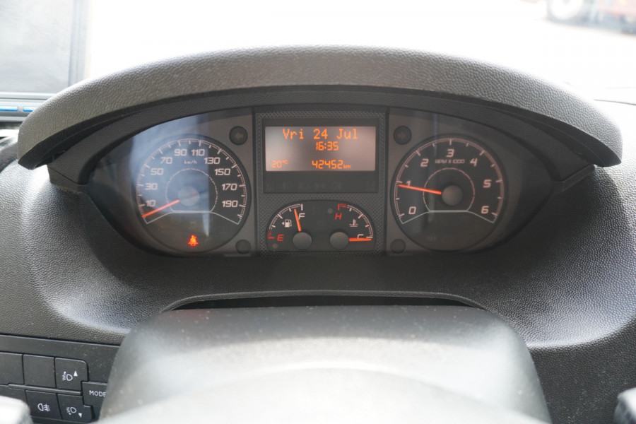 Peugeot Boxer 335 2.0 BlueHDI 131PK L3 Pro Meubelbak Airco | Camera | Navi | achterdeuren