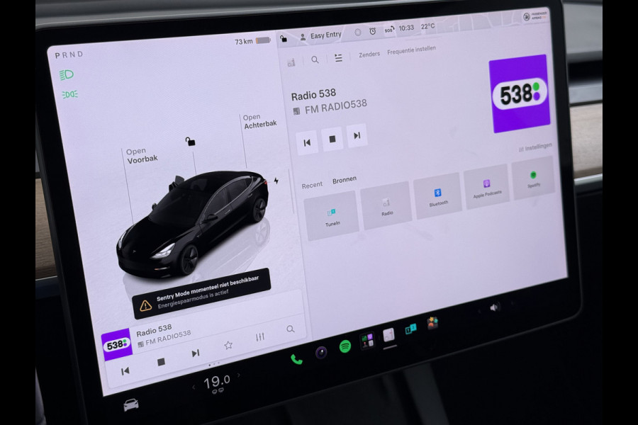 Tesla Model 3 Long Range RWD 75 kWh SOH 93% Warmtepomp Panoramadak Navi Camera's Leder Memory Stuur+Stoelverwarming Traffic-Aware Cruise Control AMD Ryzen™ Elek.Achterklep Led
