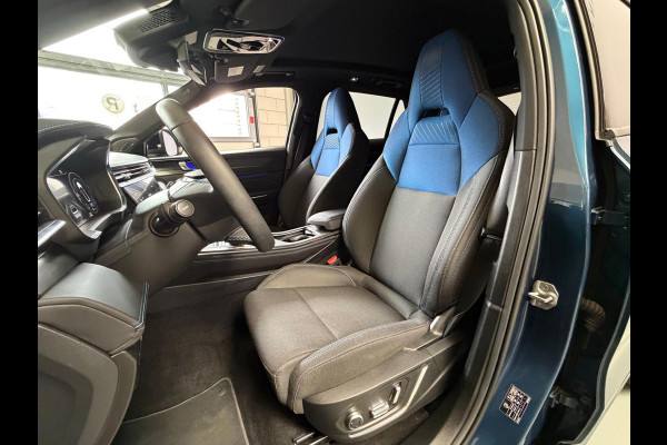 Lynk & Co 01 1.5 261PK Plug-in Hybrid, 1 Jaar Bovag Garantie, Pano, Zwarte Hemel, 360 Camera ,Apple Carplay