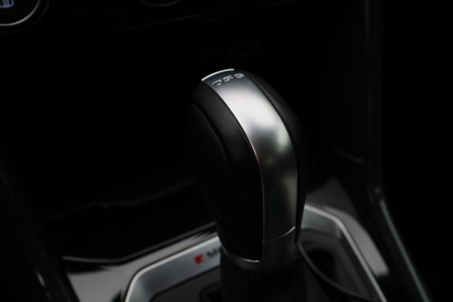 Volkswagen T-Roc 2.0 TSI 4Motion Sport Virtual Cockpit, LED, Camera, ACC, Apple Carplay, Trekhaak