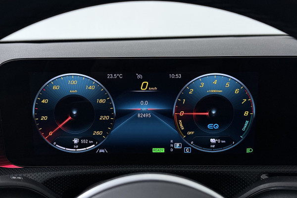 Mercedes-Benz CLA-Klasse Shooting Brake 250 e Luxury Line (PANORAMADAK, TREKHAAK, STOELVERWARMING, SFEERVERLICHTING, CAMERA)