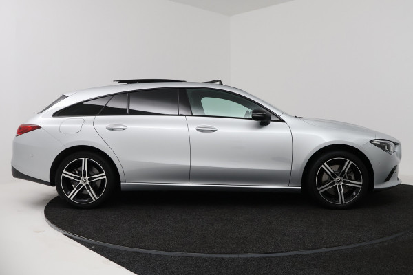 Mercedes-Benz CLA-Klasse Shooting Brake 250 e Luxury Line (PANORAMADAK, TREKHAAK, STOELVERWARMING, SFEERVERLICHTING, CAMERA)