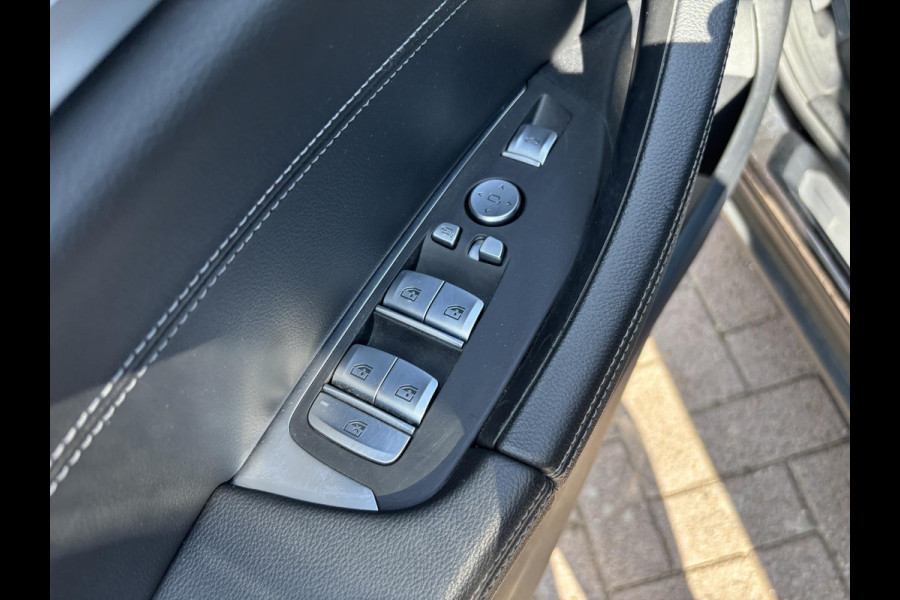 BMW iX3 High Executive 80 kWh 286pk | Panoramadak | Stoelverwarming | 360 graden camera |  Bestuurdersstoel Met Geheugen | Keyless entry | Sportstoelen | Head Up Display