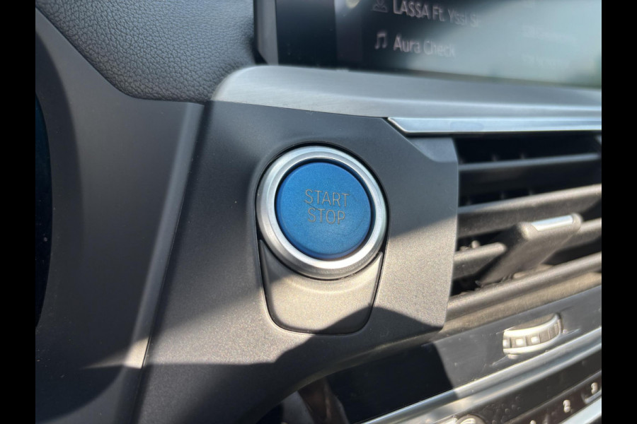BMW iX3 High Executive 80 kWh 286pk | Panoramadak | Stoelverwarming | 360 graden camera |  Bestuurdersstoel Met Geheugen | Keyless entry | Sportstoelen | Head Up Display