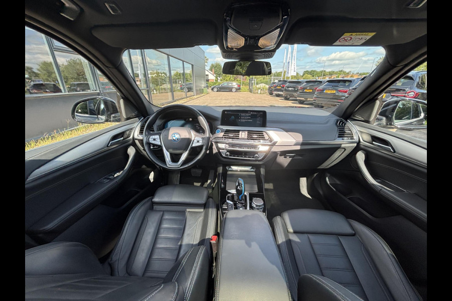 BMW iX3 High Executive 80 kWh 286pk | Panoramadak | Stoelverwarming | 360 graden camera |  Bestuurdersstoel Met Geheugen | Keyless entry | Sportstoelen | Head Up Display
