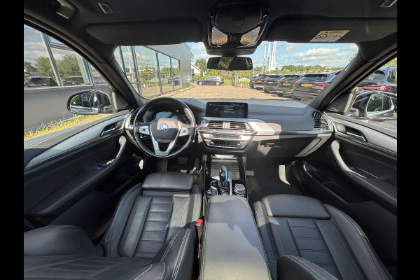 BMW iX3 High Executive 80 kWh 286pk | Panoramadak | Stoelverwarming | 360 graden camera |  Bestuurdersstoel Met Geheugen | Keyless entry | Sportstoelen | Head Up Display