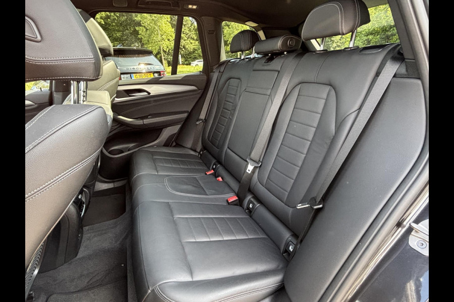 BMW iX3 High Executive 80 kWh 286pk | Panoramadak | Stoelverwarming | 360 graden camera |  Bestuurdersstoel Met Geheugen | Keyless entry | Sportstoelen | Head Up Display