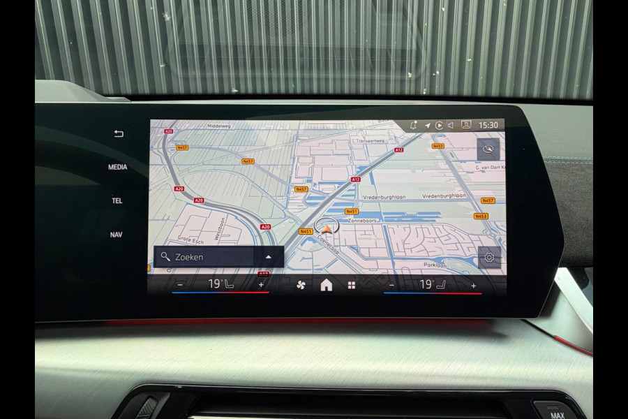 BMW X1 XDrive30e High Executive M Sport Pro | PANO | HARMAN KARDON | DRIVE PRO | PARK PRO | HEAD-UP | 20 INCH | FABRIEKSGARANTIE