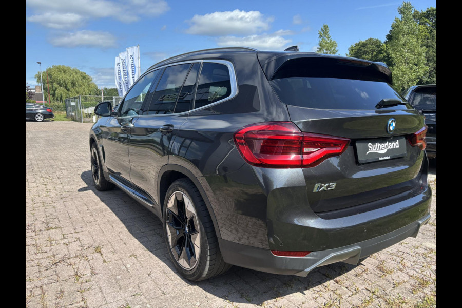BMW iX3 High Executive 80 kWh 286pk | Panoramadak | Stoelverwarming | 360 graden camera |  Bestuurdersstoel Met Geheugen | Keyless entry | Sportstoelen | Head Up Display