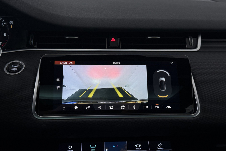 Land Rover Range Rover Evoque 2.0 P200 AWD R-Dynamic (PANORAMADAK, CAMERA, STOELVERWARMING, ELEKTR STOELEN, NAVIGATIE, SENSOREN)