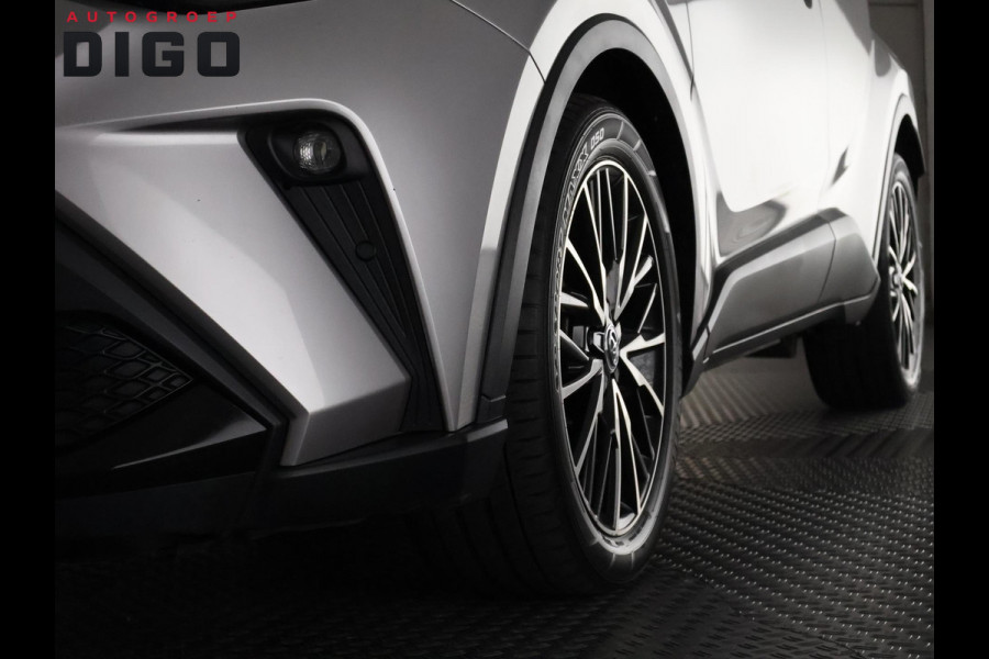Toyota C-HR 1.8 Hybrid Executive Bi-Tone | JBL Audio | Dodehoek Detectie | Apple Carplay & AndroidAUTO | Half Leder |