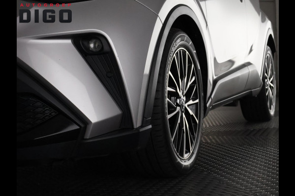 Toyota C-HR 1.8 Hybrid Executive Bi-Tone | JBL Audio | Dodehoek Detectie | Apple Carplay & AndroidAUTO | Half Leder |