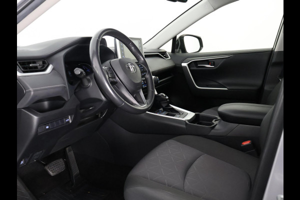 Toyota RAV4 2.5 HYBRID BI-TONE BLACKSTYLE GARANTIE 9-2030* GARANTIE TOT 09-2030! . PARKEERSENSOREN VOOR & ACHTER . APPLE CARPLAY & ANDRIOD AUTO .