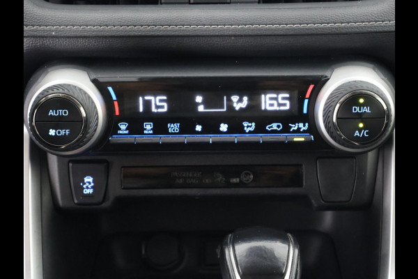 Toyota RAV4 2.5 HYBRID BI-TONE BLACKSTYLE GARANTIE 9-2030* GARANTIE TOT 09-2030! . PARKEERSENSOREN VOOR & ACHTER . APPLE CARPLAY & ANDRIOD AUTO .