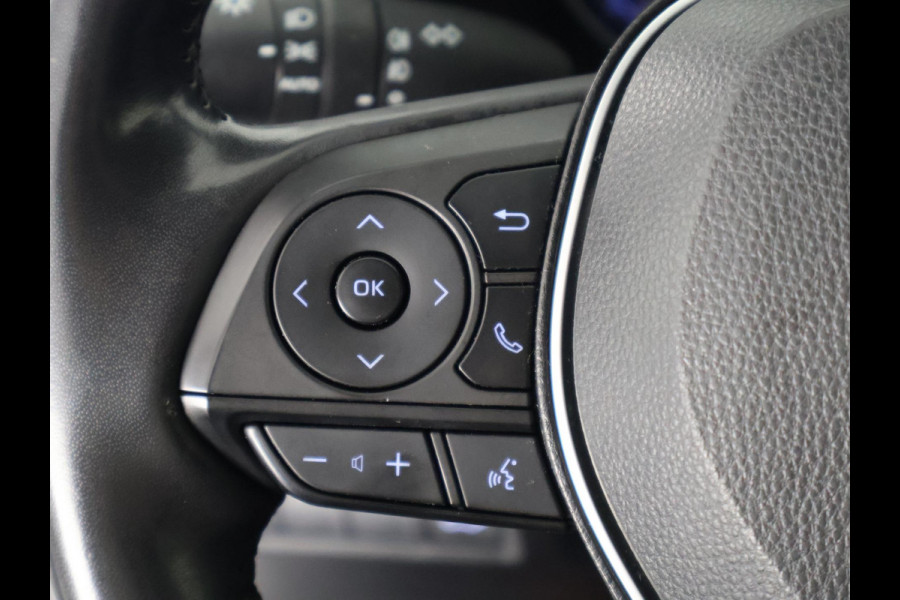Toyota RAV4 2.5 HYBRID BI-TONE BLACKSTYLE GARANTIE 9-2030* GARANTIE TOT 09-2030! . PARKEERSENSOREN VOOR & ACHTER . APPLE CARPLAY & ANDRIOD AUTO .