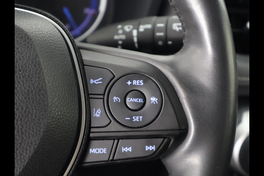 Toyota RAV4 2.5 HYBRID BI-TONE BLACKSTYLE GARANTIE 9-2030* GARANTIE TOT 09-2030! . PARKEERSENSOREN VOOR & ACHTER . APPLE CARPLAY & ANDRIOD AUTO .