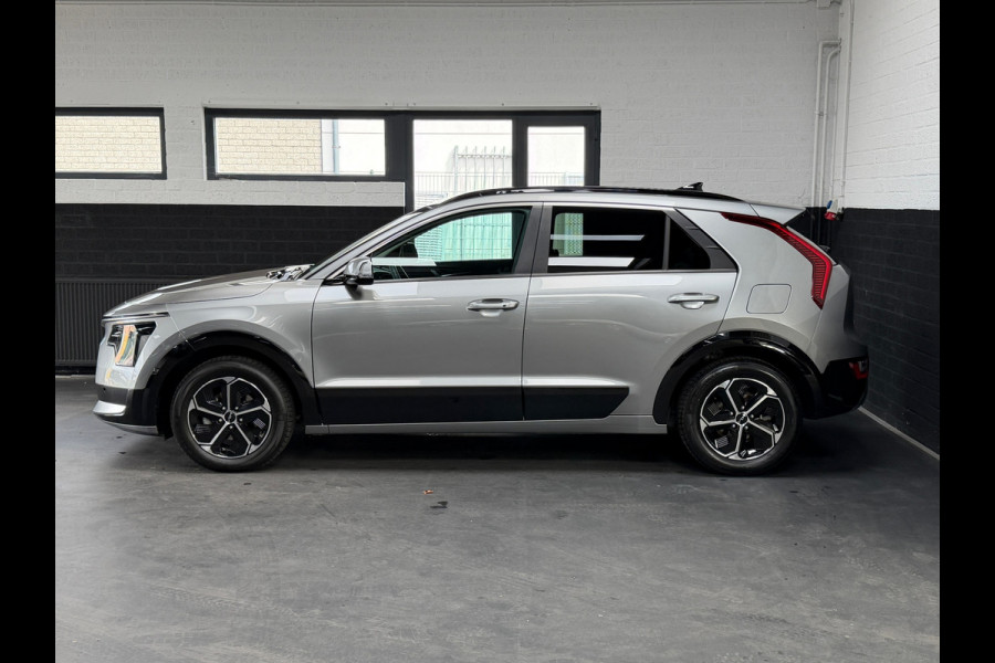 Kia Niro 1.6 GDi Hybrid DynamicLine | Widescreen | camera | 1/2 Leder | Stoel en stuurverwarwing