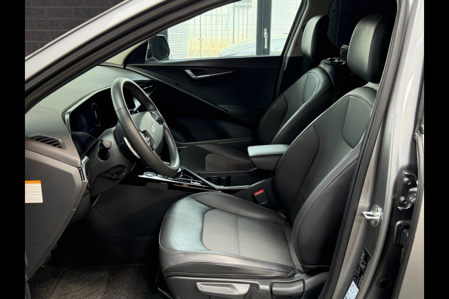 Kia Niro 1.6 GDi Hybrid DynamicLine | Widescreen | camera | 1/2 Leder | Stoel en stuurverwarwing
