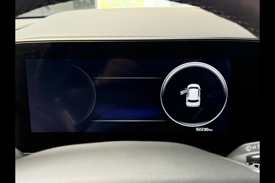 Kia Niro 1.6 GDi Hybrid DynamicLine | Widescreen | camera | 1/2 Leder | Stoel en stuurverwarwing